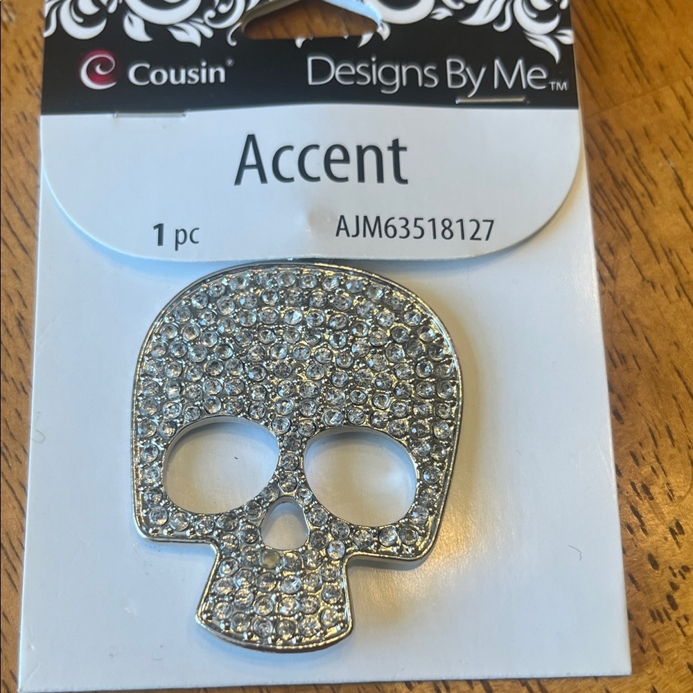 Designs By Me Silver Skull Pendant